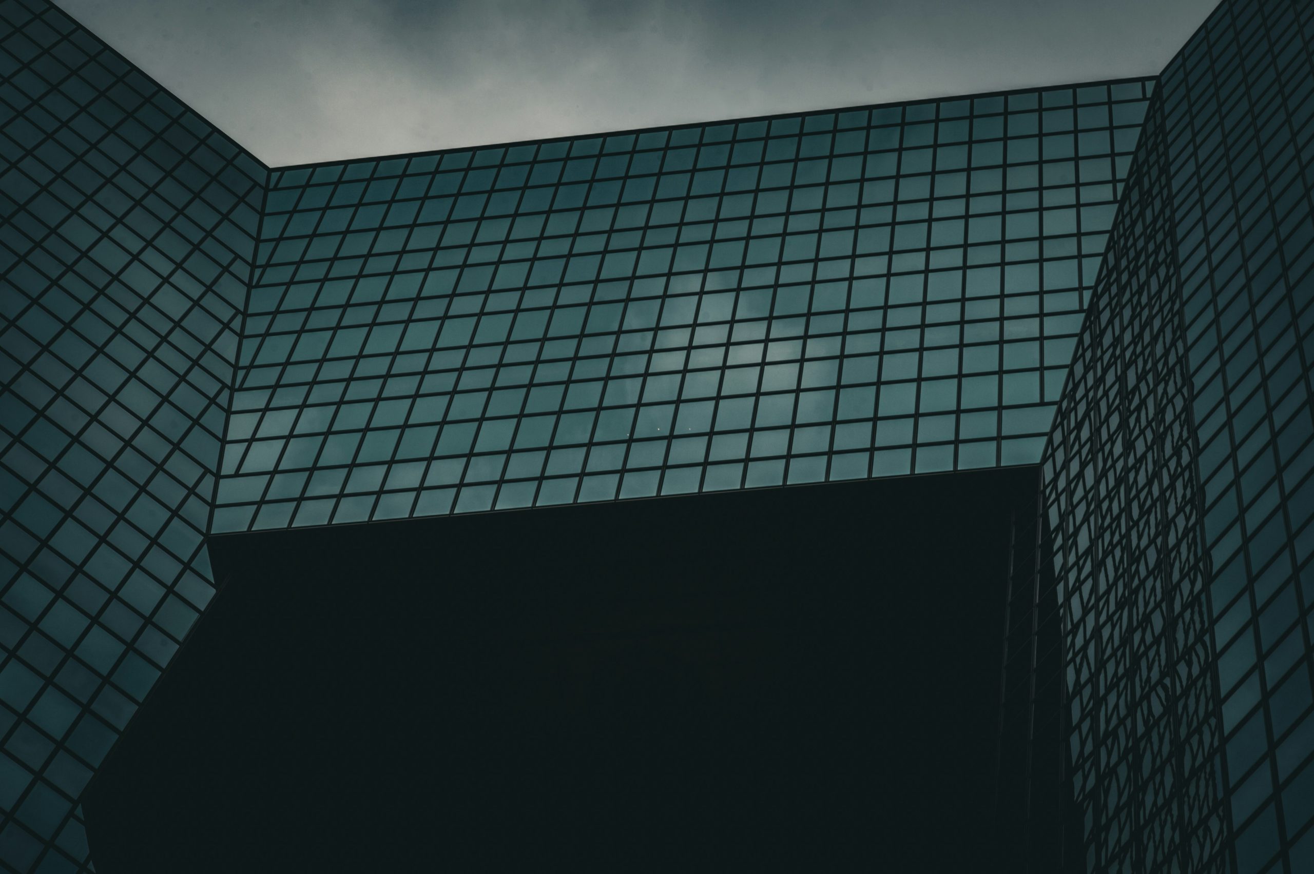 Databricks debuts agentic SQL converter; context-first AI moves from slides to systems